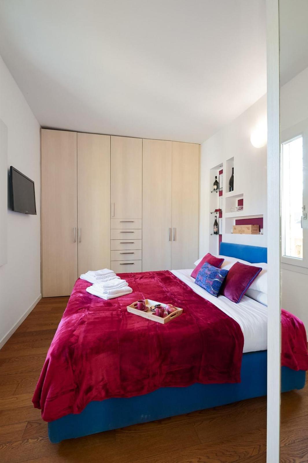 5-Days Suite In Milaan Buitenkant foto